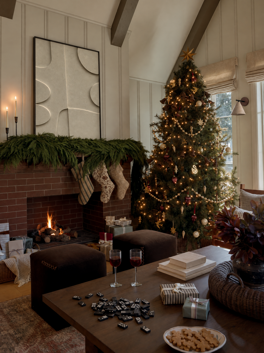 Curva Arco on a brick fireplace mantel dressed for the holidays